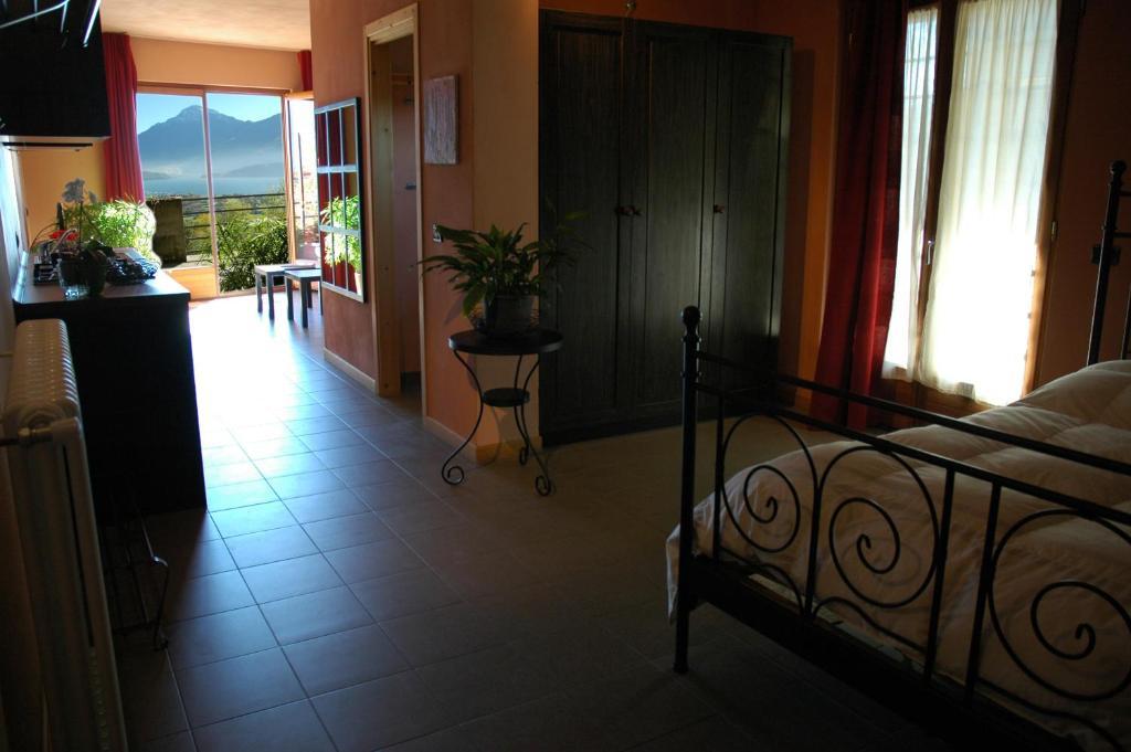 Bed And Breakfast Studios Alto Lago Di Como Gravedona Phòng bức ảnh